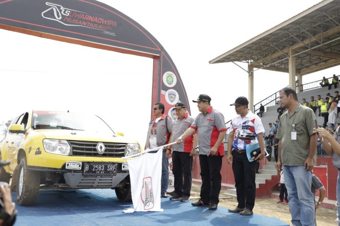 
 Bupati Bungo dan Sekda Didampingi Ketua IMI Jambi serta Owner SNC Buka Kejurnas Sprint Rally dan Speed Rally