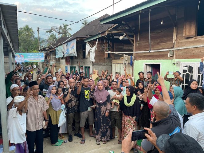 
 Ribuan Masyarakat Se Muko-Muko Bathin VII Kompak Dukung Dedy Putra untuk Bupati Bungo
