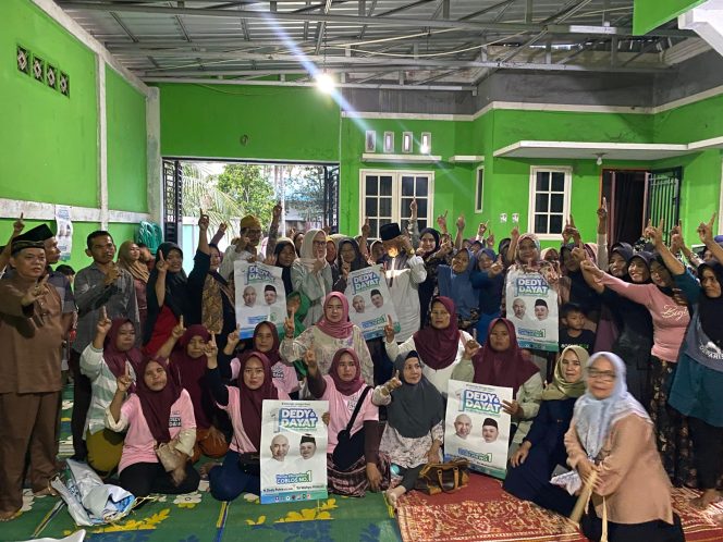 
 Elza Kurniawati Sapa Warga Sungai Binjai, Bersatu Menangkan Paslon 01 Dedy-Dayat