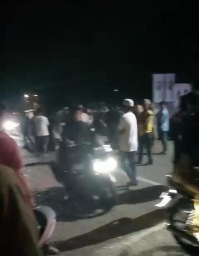 
 Ada Sweeping Warga di Sungai Arang, Pendukung Paslon 02 Terpaksa Pulang Lewat Jalan Hauling Batubara