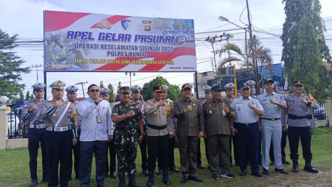 
 Bupati Bungo Hadiri Apel Pasukan Ops Kepolisian Kewilayahan Keselamatan Tahun 2025
