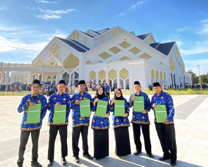 
 7 Orang Pegawai KUA Kecamatan Jujuhan resmi Menerima SK PPPK Kemenag