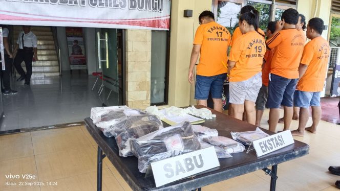 
 Polres Bungo Ungkap 8 Kasus Narkotika Jenis Sabu dan Ekstasi, 15 Tersangka Diamankan