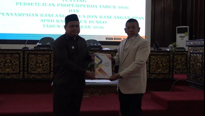 
 DPRD Bungo Gelar Paripurna Penetapan Propemperda dan Penyampaian Rancangan KUA-PPAS APBD 2026