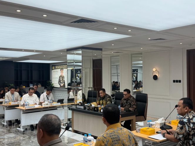 
 Polri Fasilitasi Permodalan KUR dan Penyerapan Bulog bagi Petani Jagung