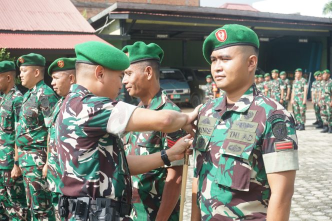 
 Dandim 0416/Bute Pimpin Upacara Kenaikan Pangkat Prajurit