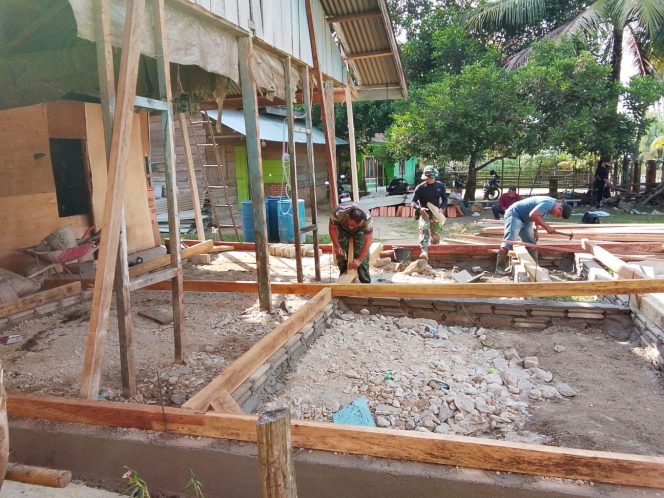 
 Tahap Demi Tahap, Satgas TMMD Ke-129 Bangun Harapan Lewat Rehab RTLH
