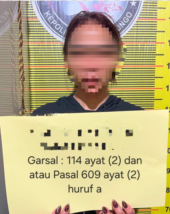 
 Seorang Perempuan Diamankan Tim Opsnal Satresnarkoba Polres Bungo Usai Kedapatan Simpan Pil Ekstasi
