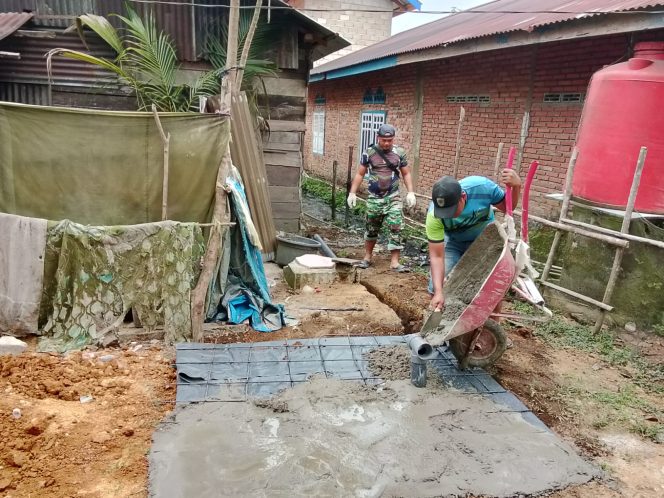 
 Tak Kenal Lelah, Anggota Satgas TMMD ke-129 Terus Bekerja Demi Sukseskan Semua Sasaran