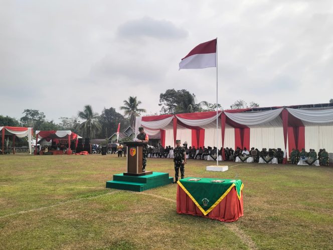 
 Danrem 042/Gapu Brigjen TNI Nyamin Bacakan Amanat Kasad pada Penutupan TMMD