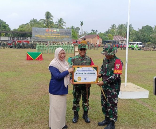 
 BPJS Kesehatan Apresiasi dan beri Penghargaan kepada Dandim 0416/Bute