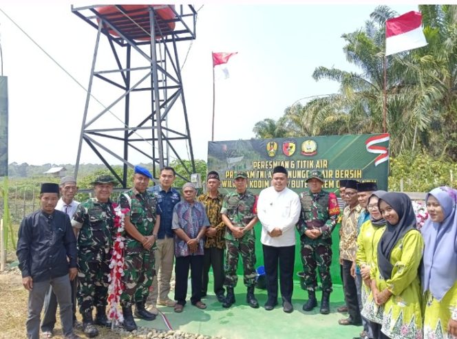 
 Danrem Brigjen TNI Nyamin Meresmikan Layanan Penyediaan Sumber Air Bersih di Dusun Datar