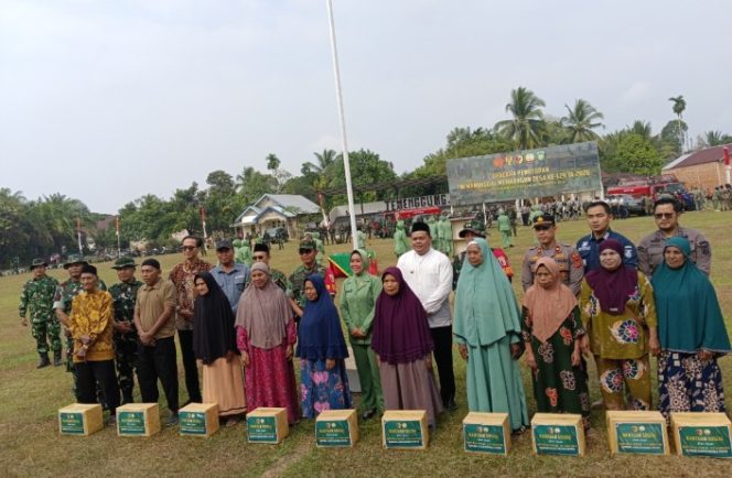 
 10 Penerima Bansos di Lokasi TMMD pada Saat acara Penutupan Mengucapkan Terimakasih kepada Bapak-bapak TNI