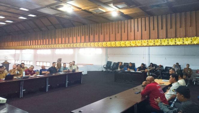 
 RDP di DPRD Bungo, PT. BMA Sebut Kita Tunggu Hasil Uji LAB, Jika Terbukti Kami Siap Menerima Konsekwensi